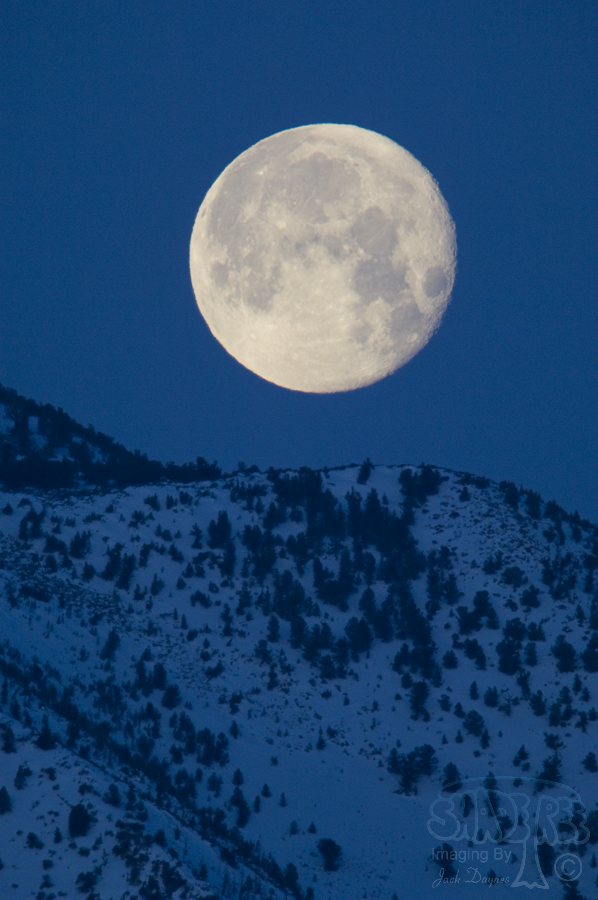 Daybreak in the Eastern Sierras - Scenery
