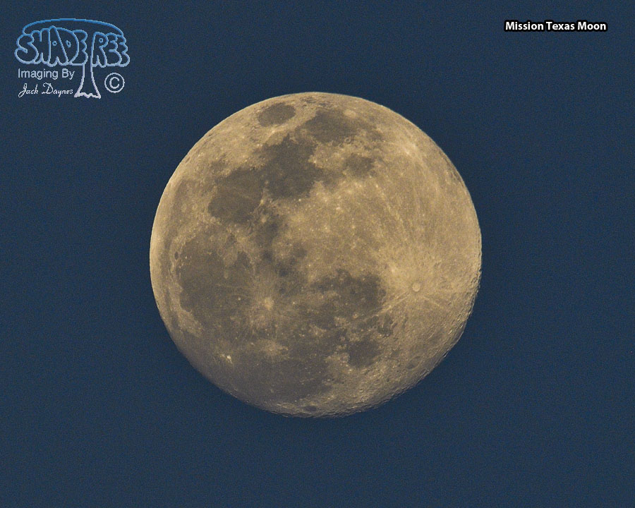 Texas Full Moon - Scenery